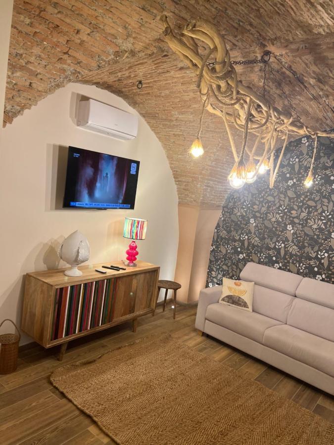 Le Dimore Del Gufo - Royal Suite Venosa Buitenkant foto