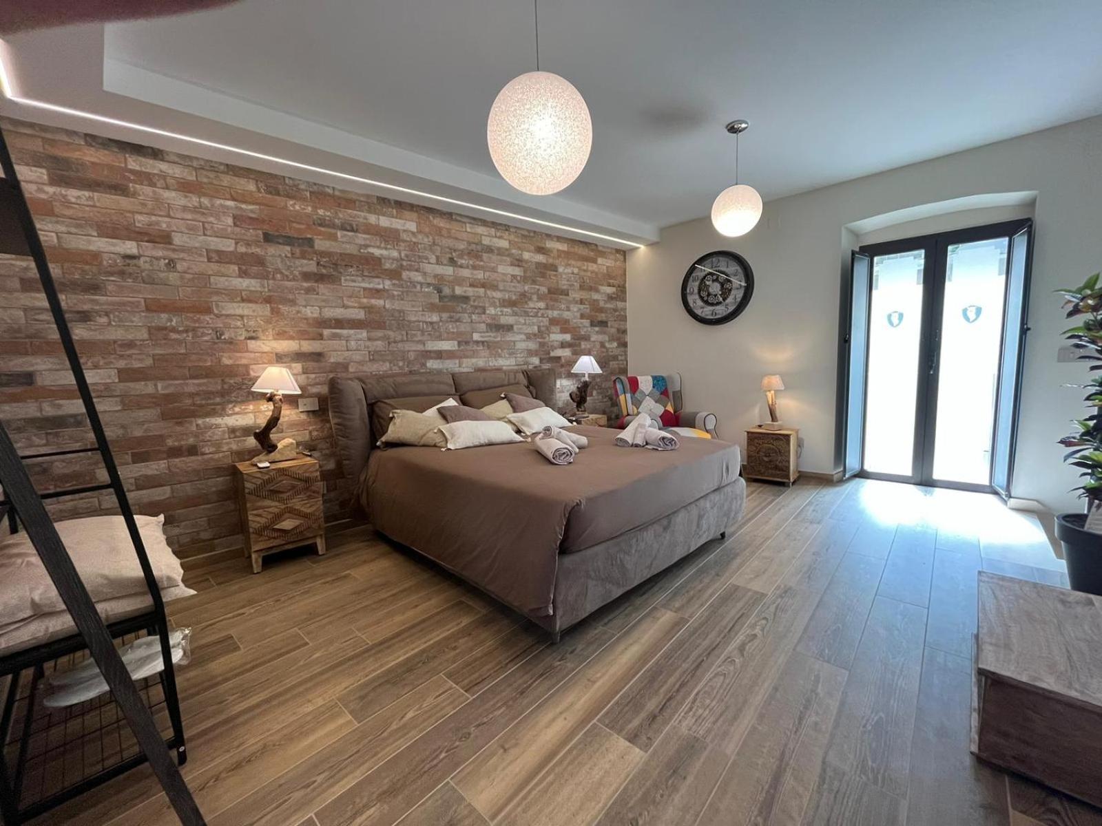 Le Dimore Del Gufo - Royal Suite Venosa Buitenkant foto